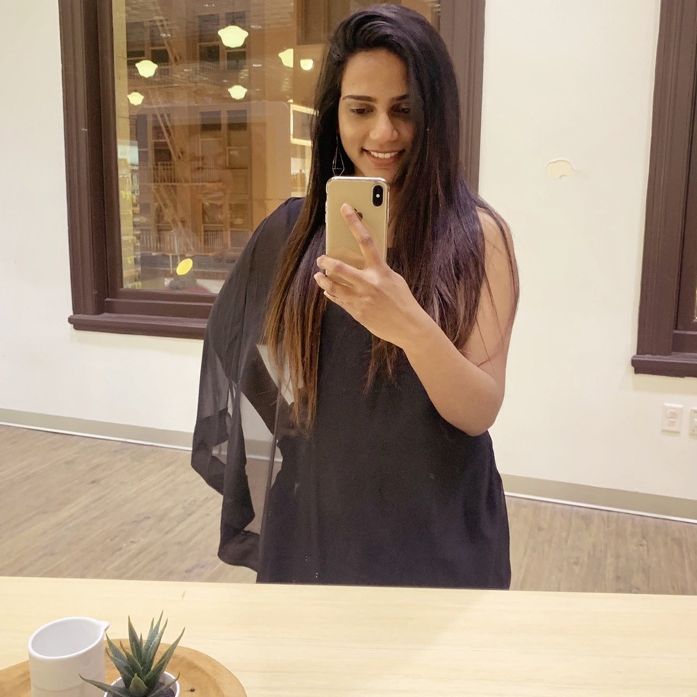 Asymmetric Black Top | ACCEPTING OFFERS!